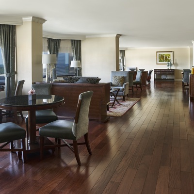 Club-Lounge-1