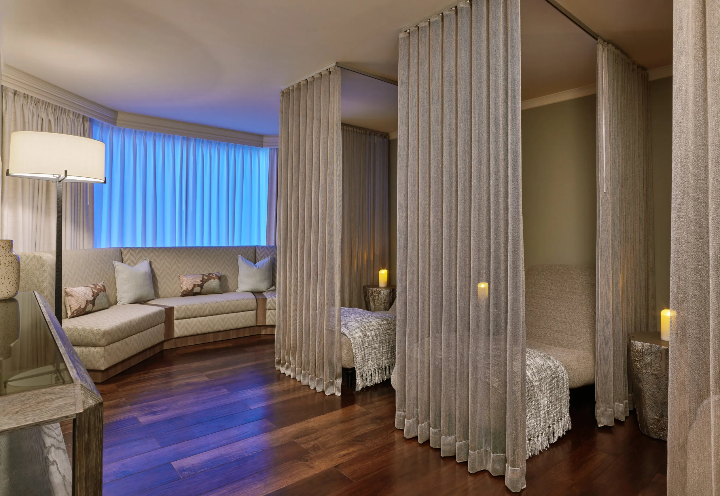 https://thewhitleyhotel.com/wp-content/uploads/2024/04/LUX_ATLLU_sparelaxation_37295-1-e1565360728964.jpg