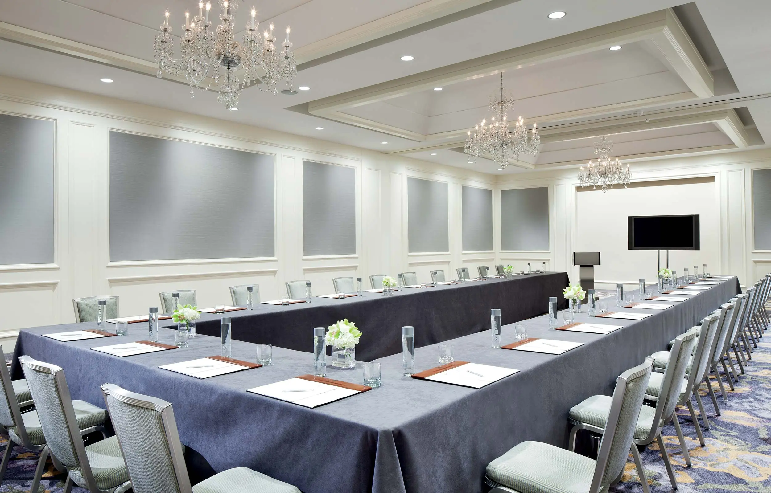 https://thewhitleyhotel.com/wp-content/uploads/2024/05/CorporateMeetings.jpg